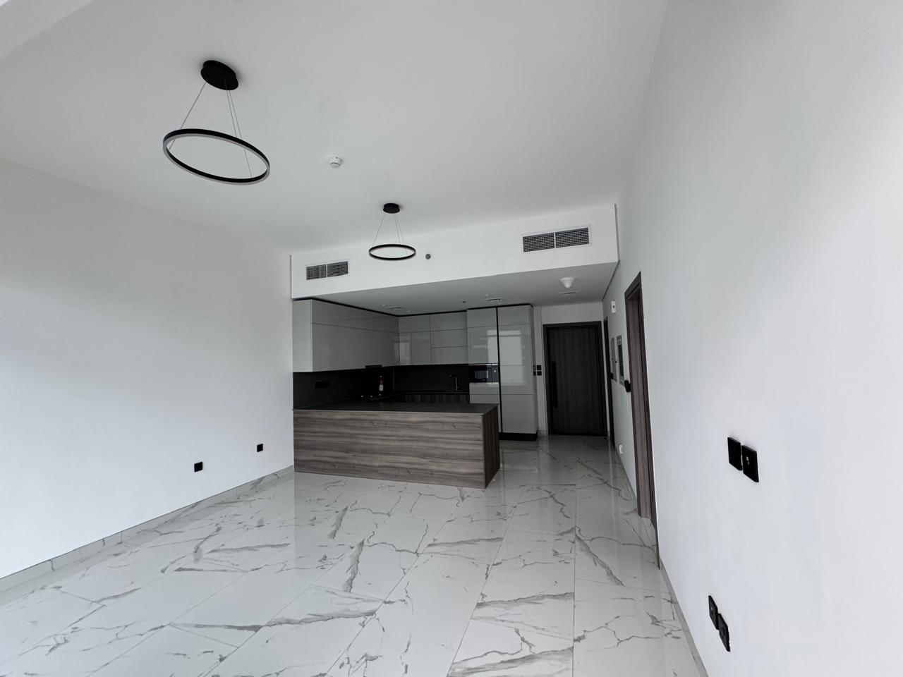 1 Bedroom Apartment in Royal Regency