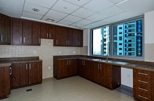 2 Bedrooms Apartment in Executive Tower C