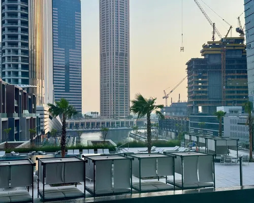 1 Bedroom Apartment in Peninsula One