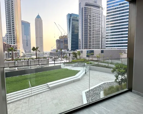 1 Bedroom Apartment in Peninsula One