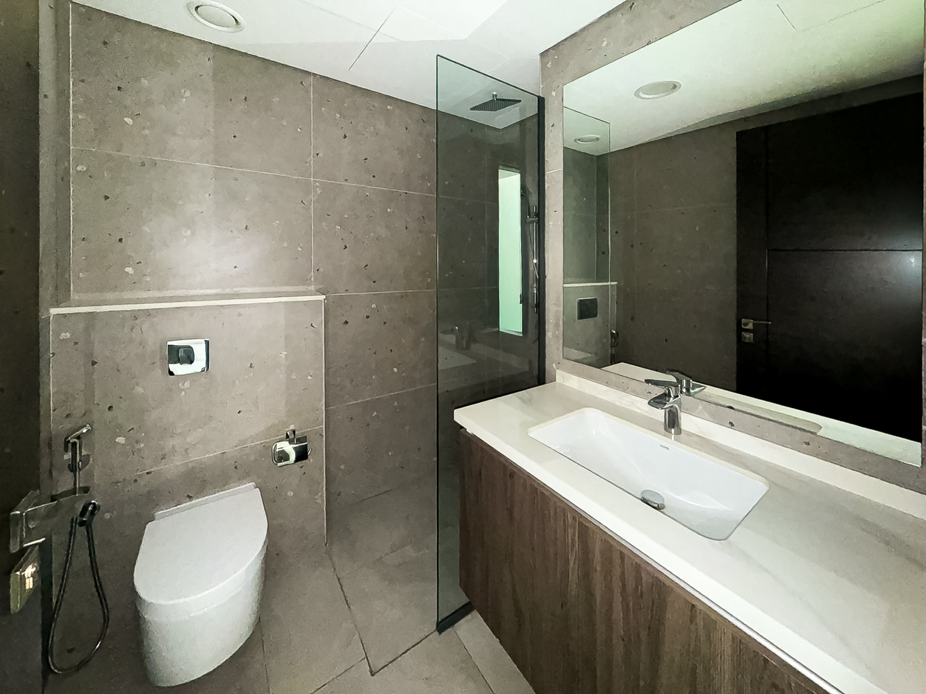 1 Bedroom Apartment in The Paragon by IGO