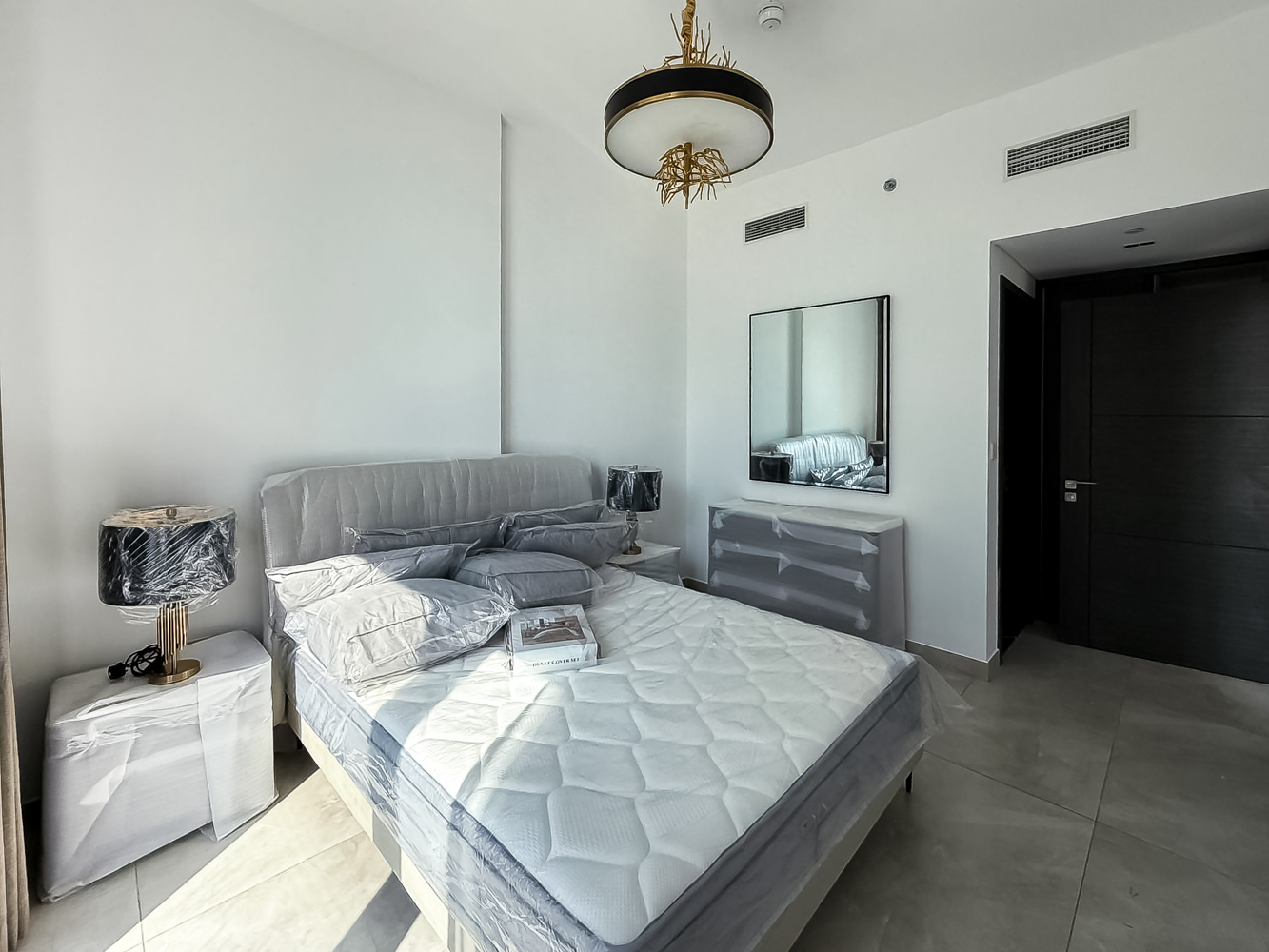 1 Bedroom Apartment in The Paragon by IGO