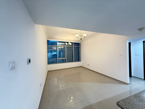 2 Bedrooms Apartment in Ontario Tower