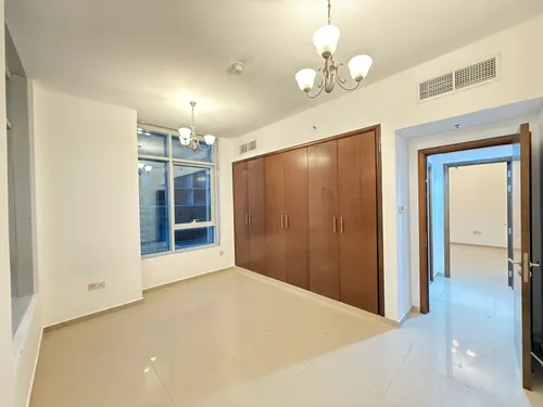 2 Bedrooms Apartment in Ontario Tower