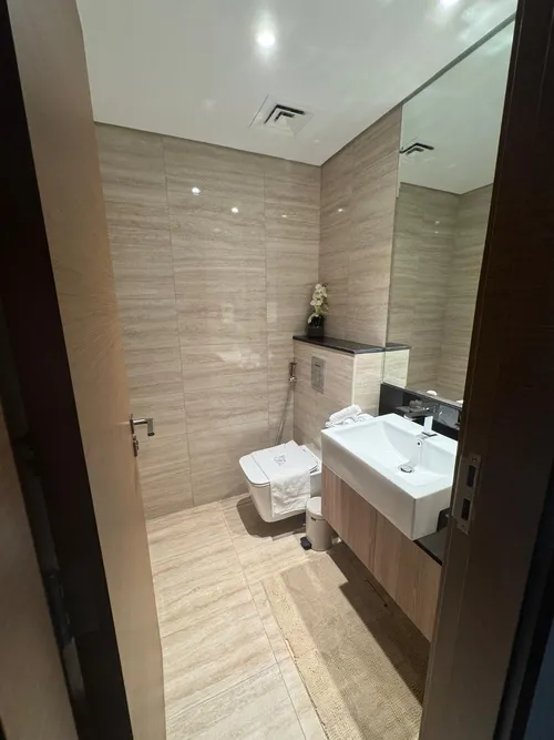 2 Bedrooms Apartment in Urban Oasis