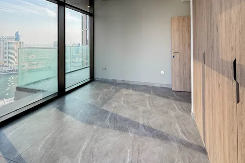 2 Bedrooms Apartment in Peninsula One