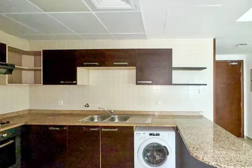 1 Bedroom Apartment in Ontario Tower