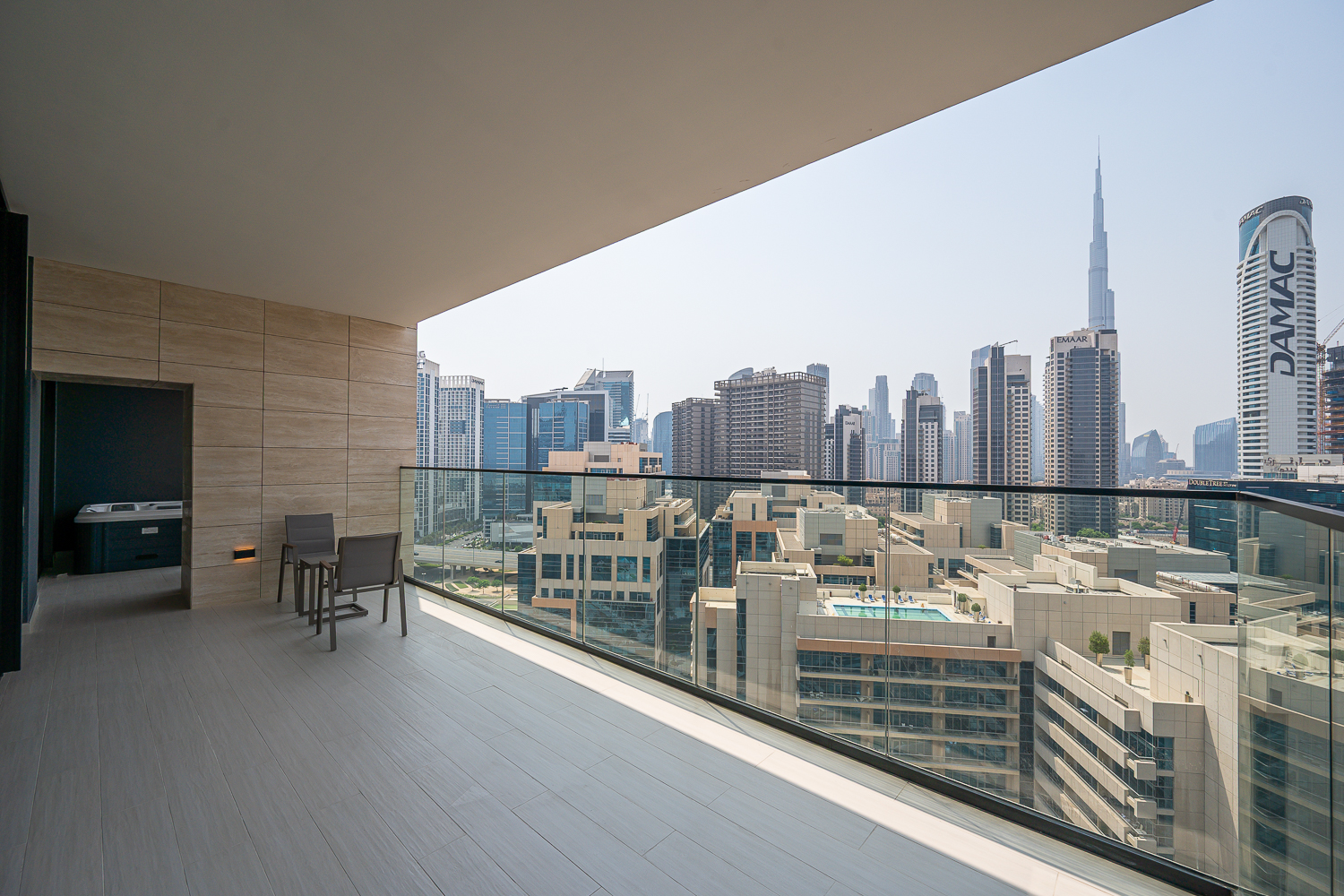 2 Bedrooms Apartment in Trillionaire Residences