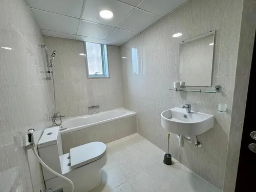 2 Bedrooms Apartment in Ontario Tower