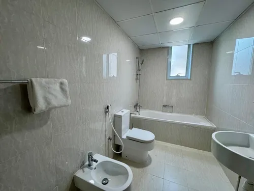 2 Bedrooms Apartment in Ontario Tower