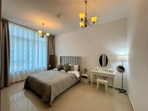 2 Bedrooms Apartment in Ontario Tower