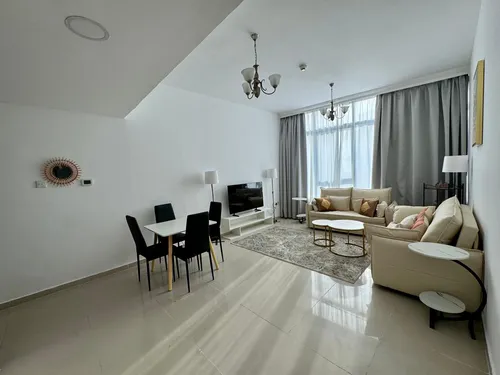 2 Bedrooms Apartment in Ontario Tower
