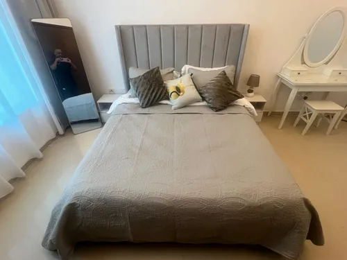 2 Bedrooms Apartment in Ontario Tower