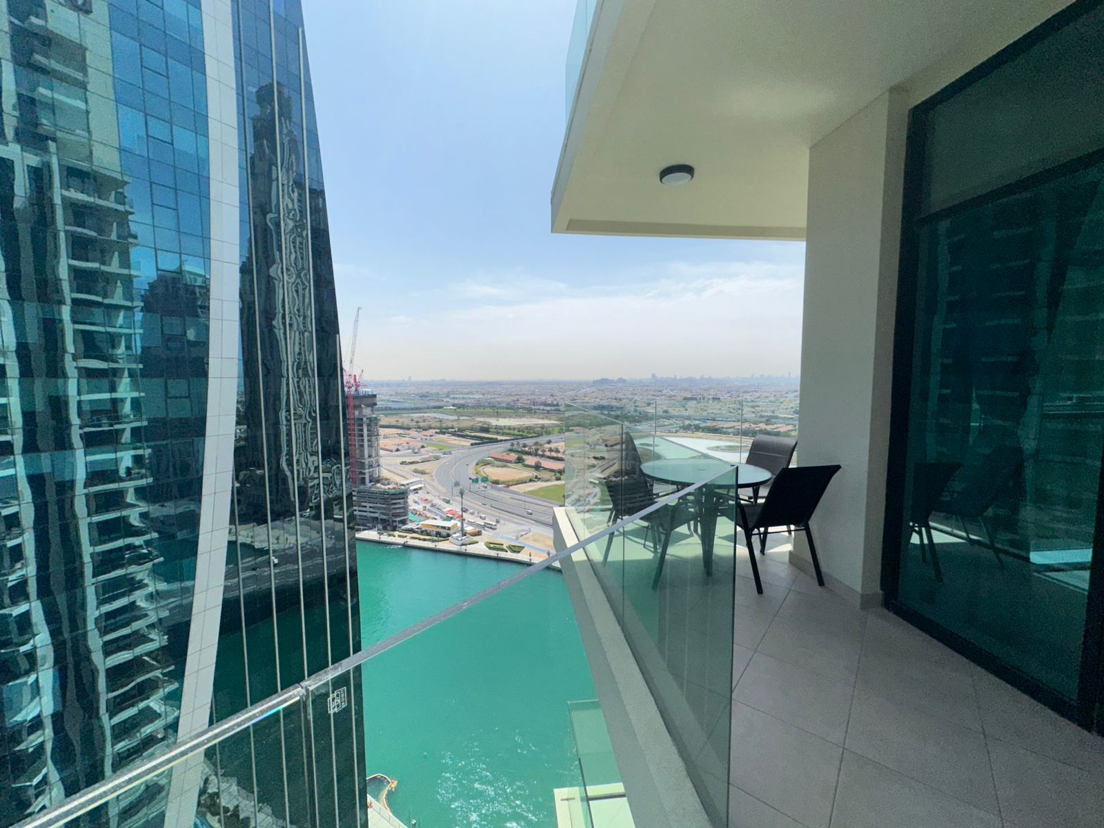 2 Bedrooms Apartment in Urban Oasis