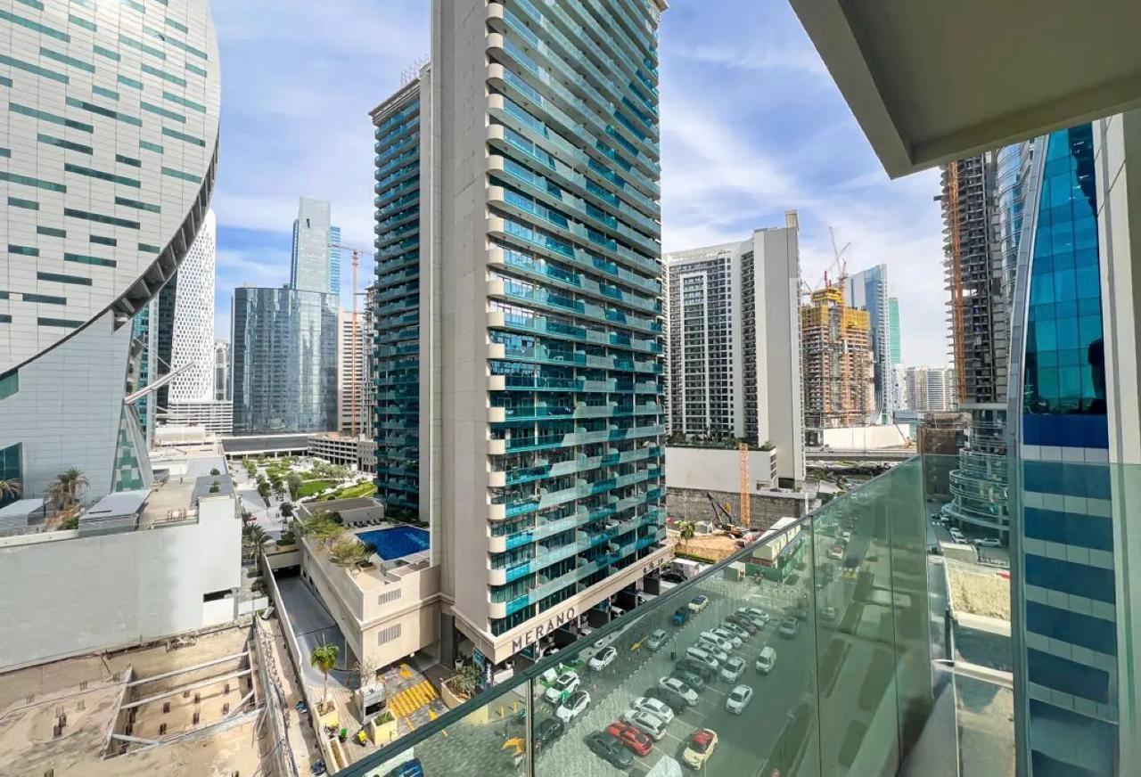 1 Bedroom Apartment in Urban Oasis