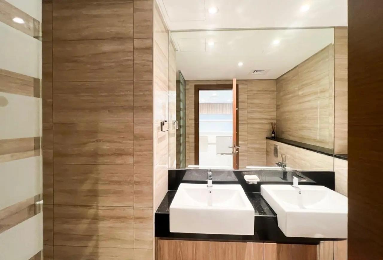 1 Bedroom Apartment in Urban Oasis