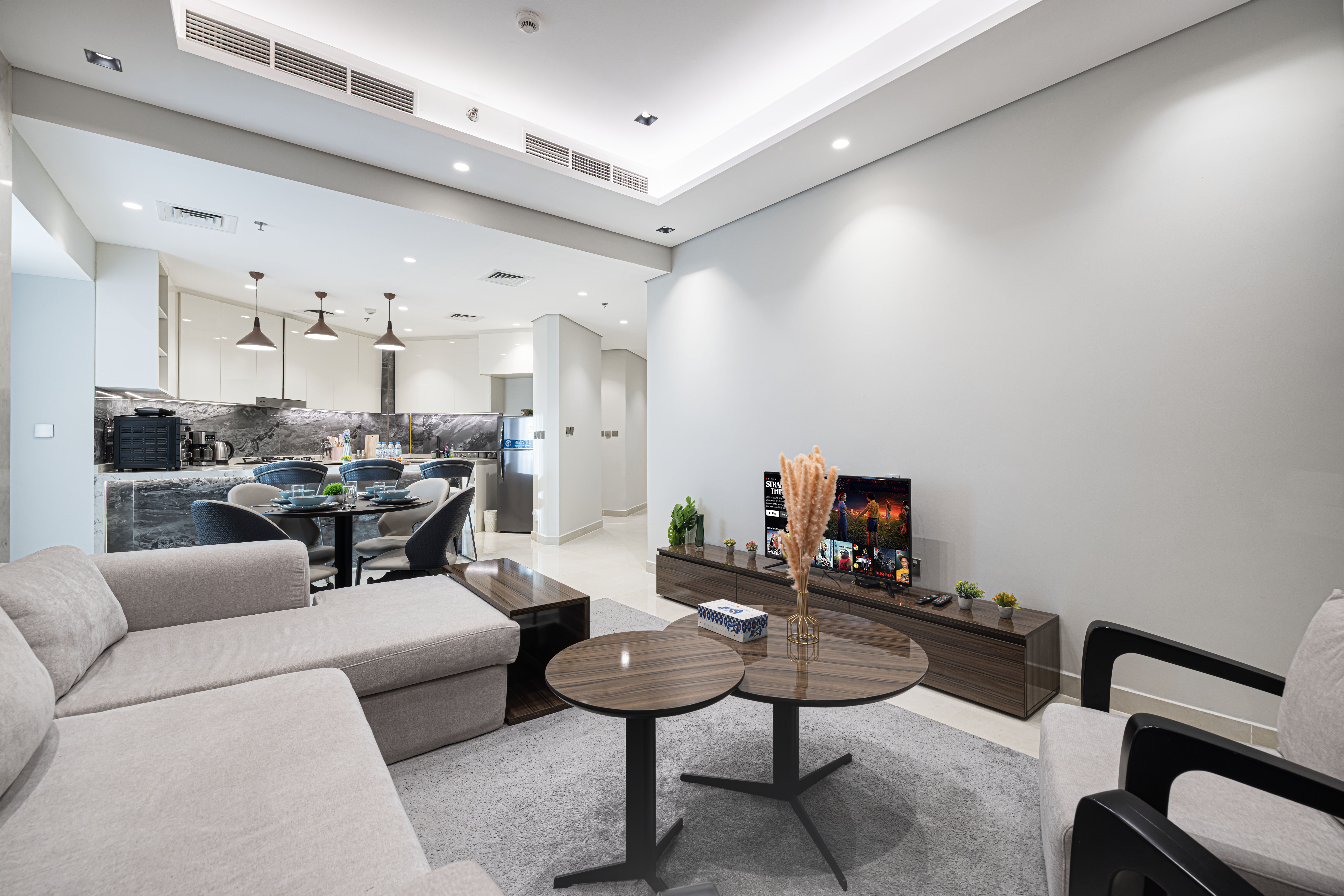 2 Bedrooms Apartment in Nobles Tower