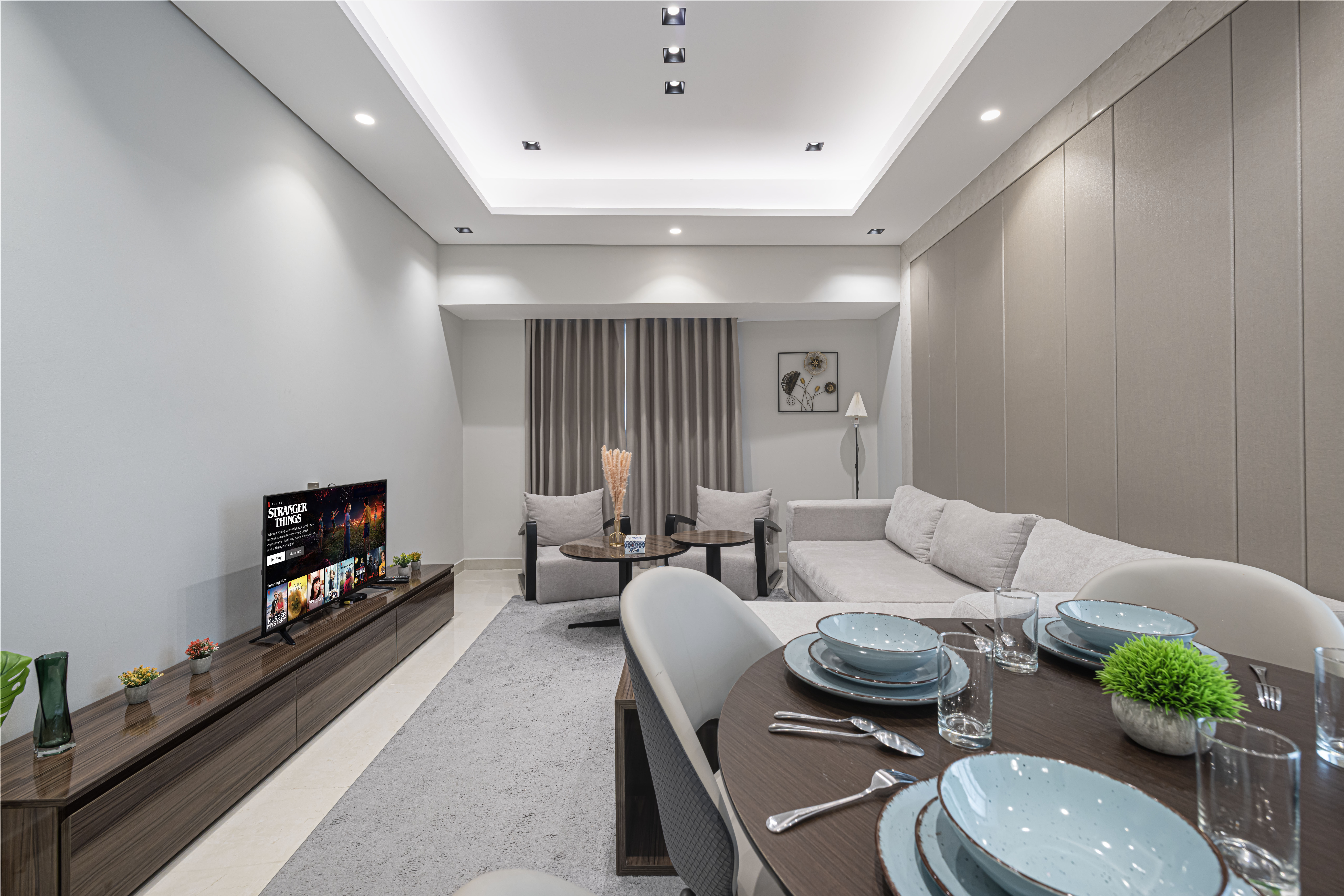 2 Bedrooms Apartment in Nobles Tower