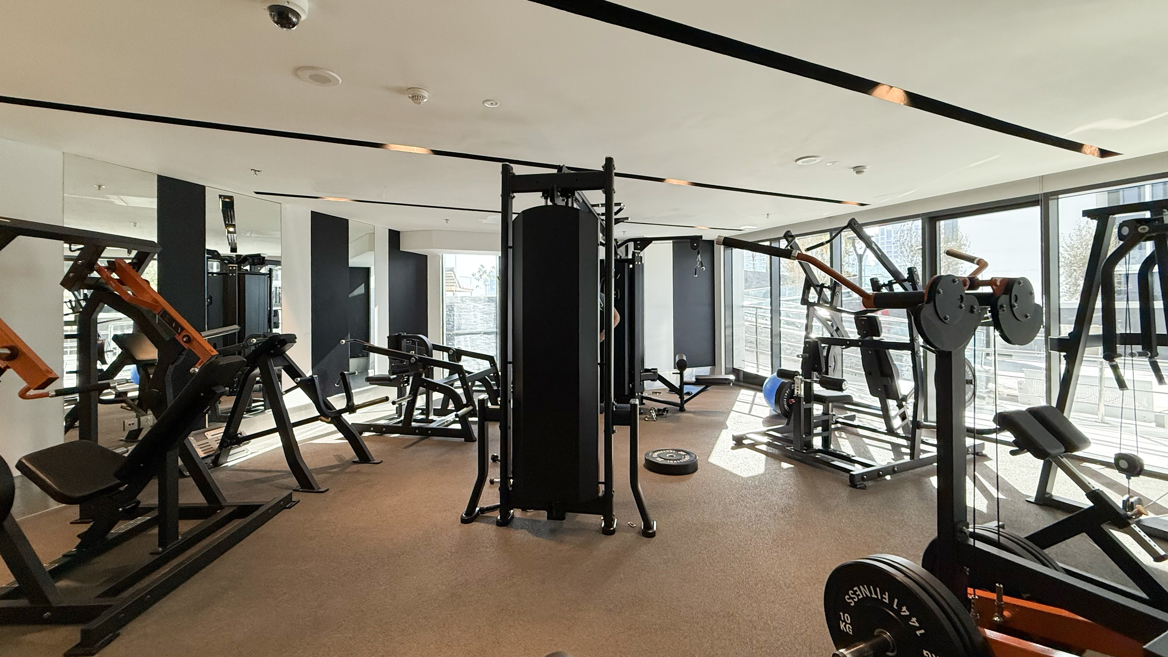 2 Bedrooms Apartment in Nobles Tower