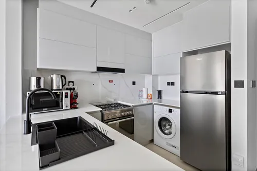 1 Bedroom Apartment in Binghatti Canal