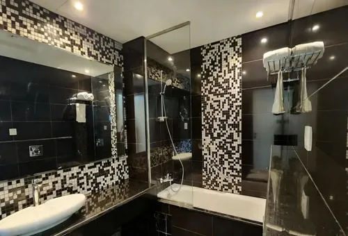 2 Bedrooms Hotel Apartment in Bay's Edge