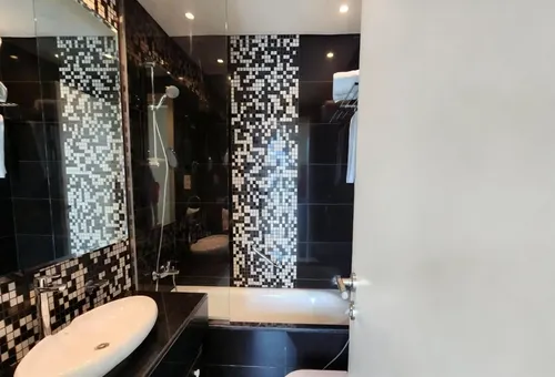 2 Bedrooms Hotel Apartment in Bay's Edge