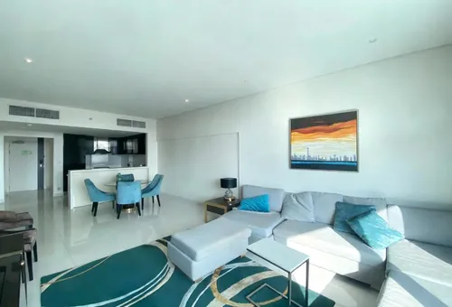 2 Bedrooms Hotel Apartment in Bay's Edge