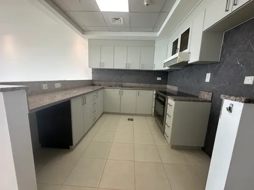 1 Bedroom Apartment in Churchill Residency Tower