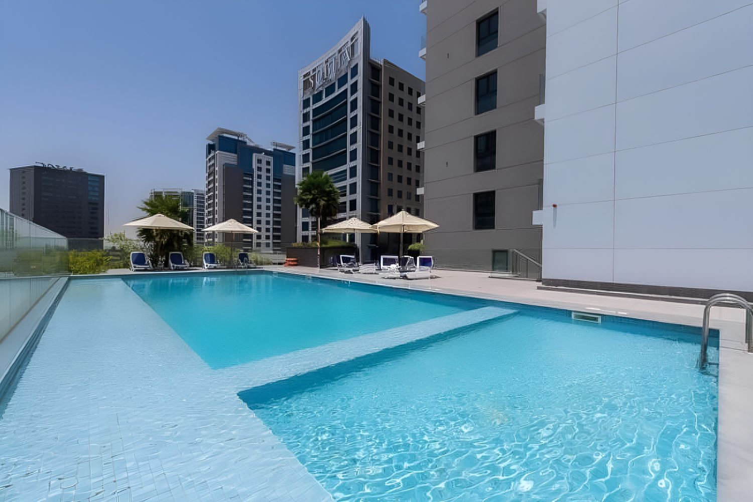1 Bedroom Apartment in Sol Bay