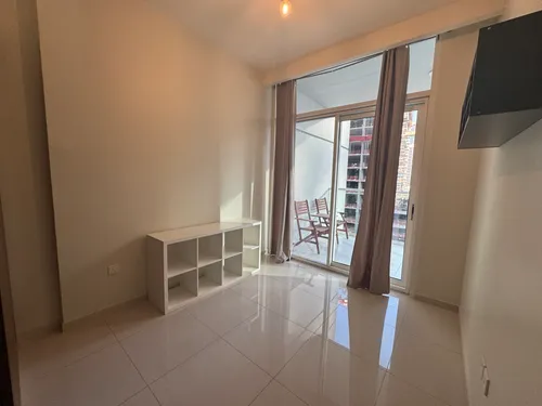 2 Bedrooms Apartment in Vera Residences