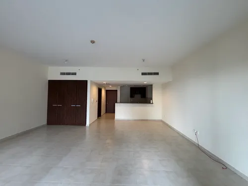 Apartment in Executive Tower L