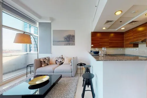  Apartment in Bay Square Building 9