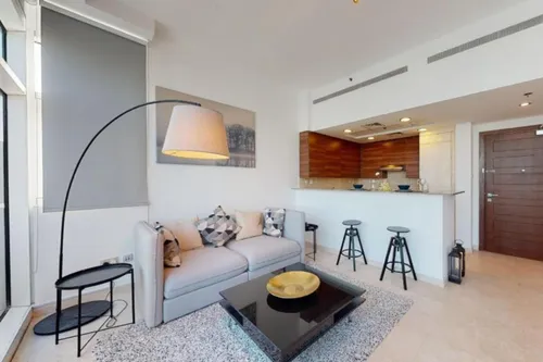  Apartment in Bay Square Building 9