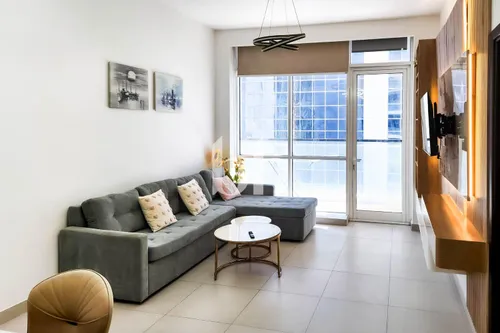 Modern | Spacious | Vacant | Prime Location