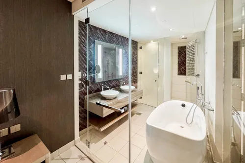 3 Bedrooms Apartment in Tower B, DAMAC Towers by Paramount