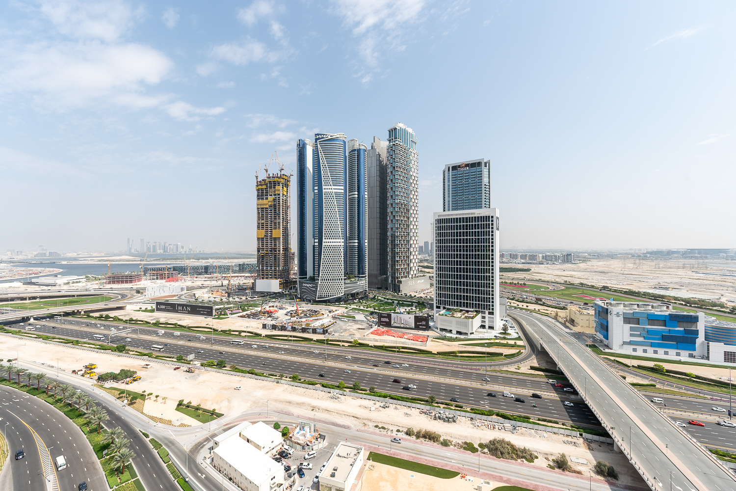 2 Bedrooms Apartment in 15 Northside - Tower 1