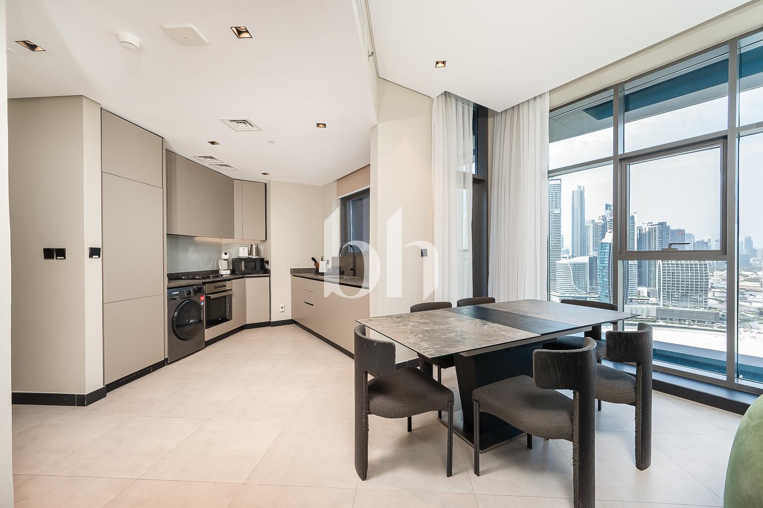 Stunning 2 Bedroom | Burj Khalifa and Canal View