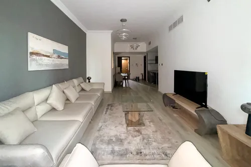 1 Bedroom Apartment in Ontario Tower