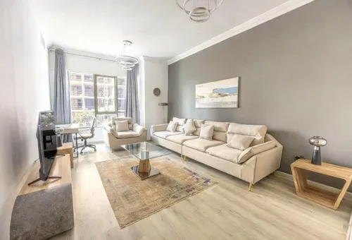 1 Bedroom Apartment in Ontario Tower