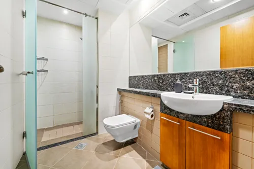 1 Bedroom Apartment in Bay Square Building 9