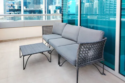 1 Bedroom Apartment in Bay Square Building 9