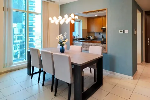 1 Bedroom Apartment in Bay Square Building 9