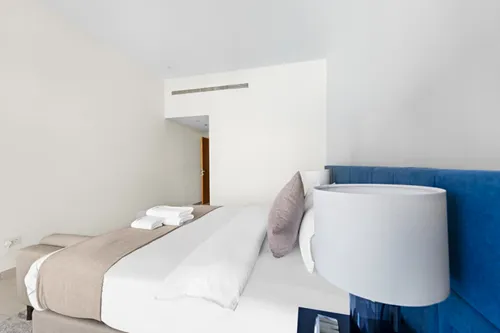 1 Bedroom Apartment in Bay Square Building 9