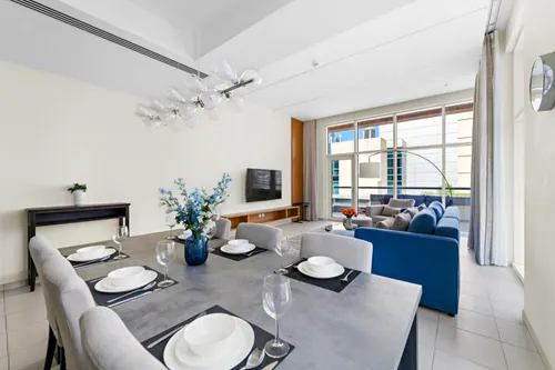 1 Bedroom Apartment in Bay Square Building 9