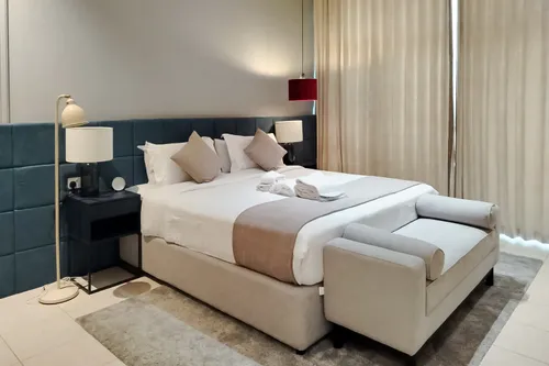 1 Bedroom Apartment in Bay Square Building 9