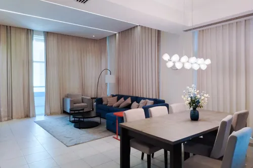 1 Bedroom Apartment in Bay Square Building 9