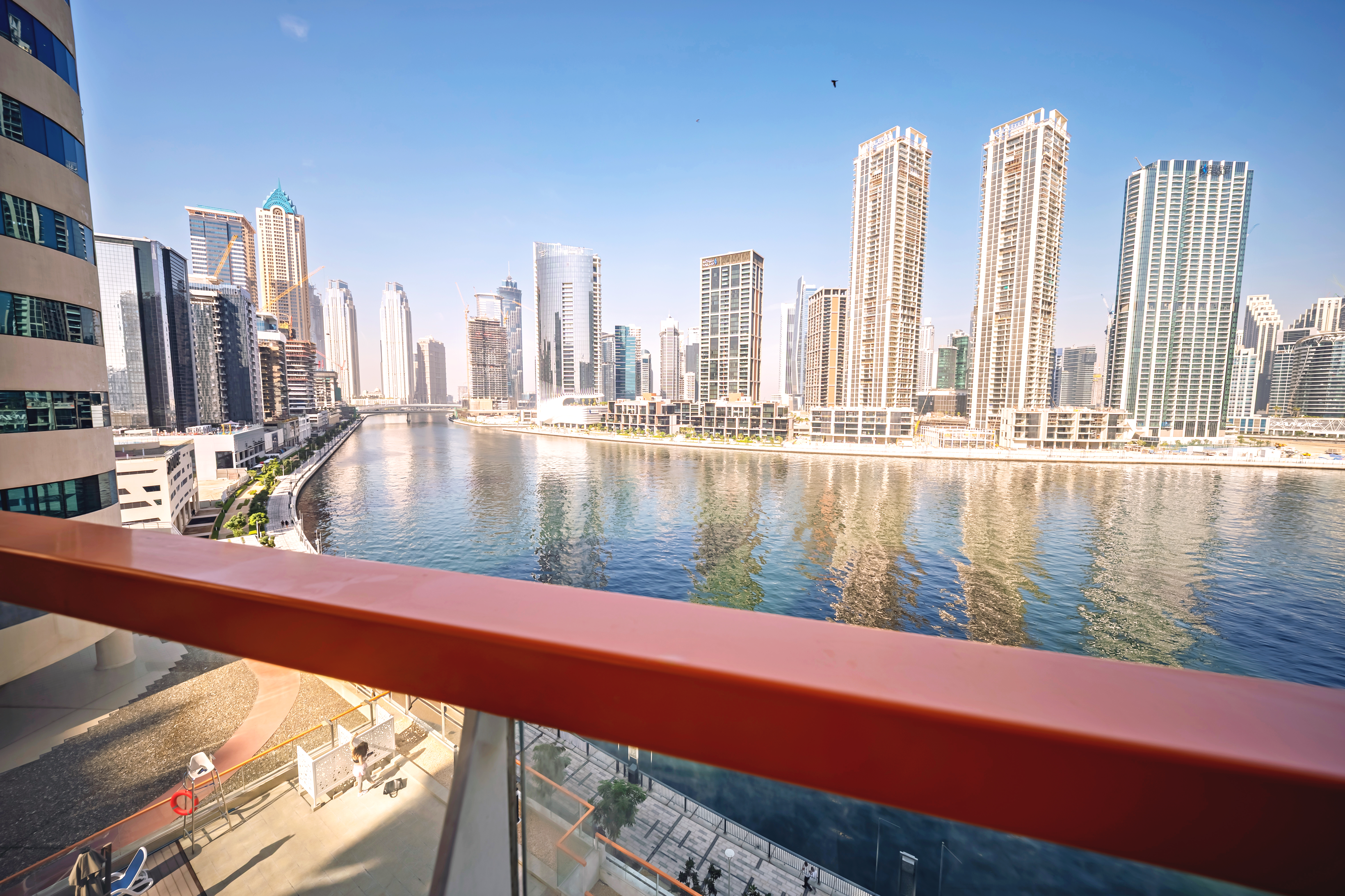 2 Bedrooms Apartment in Millennium Binghatti Residences