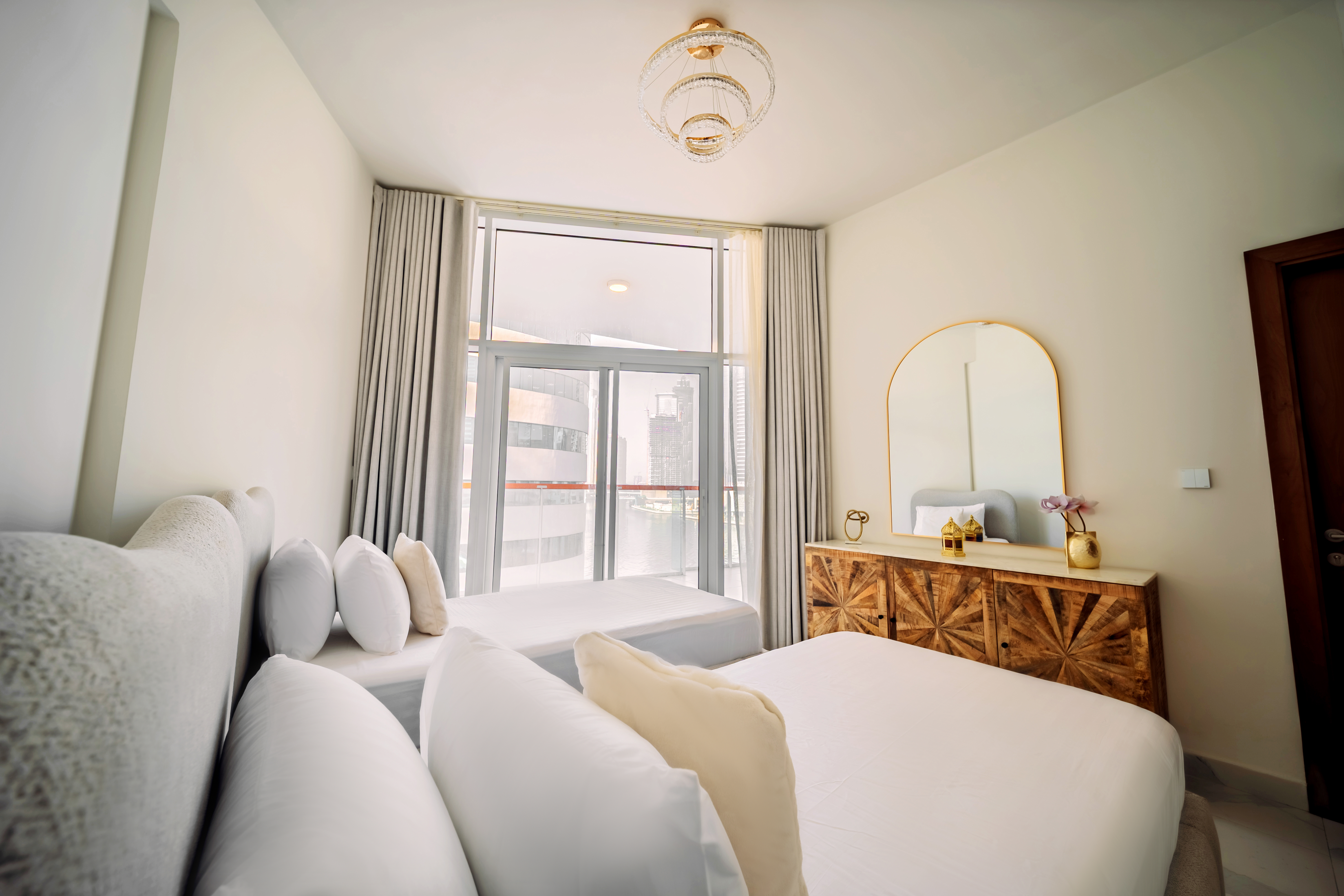 2 Bedrooms Apartment in Millennium Binghatti Residences