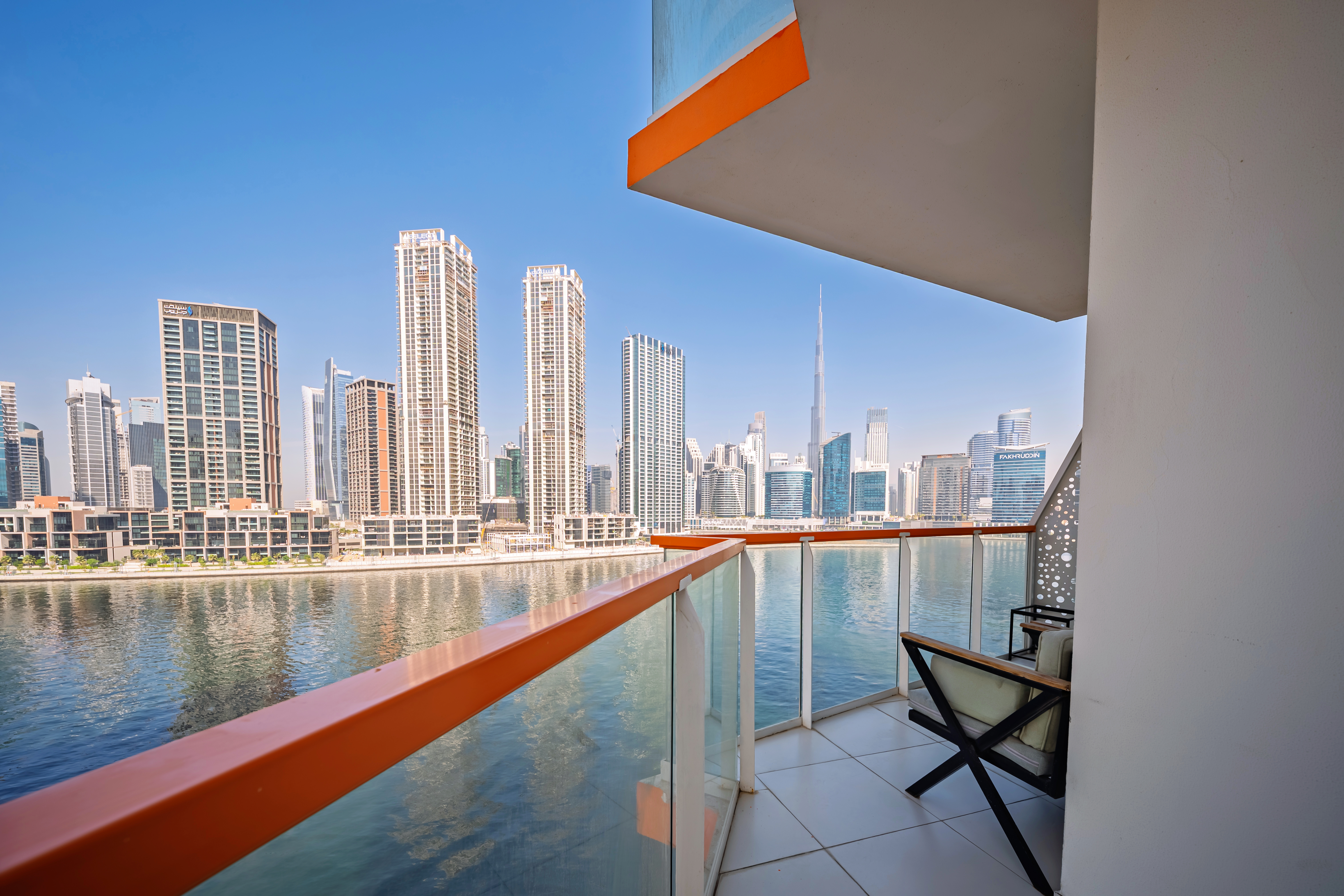 2 Bedrooms Apartment in Millennium Binghatti Residences