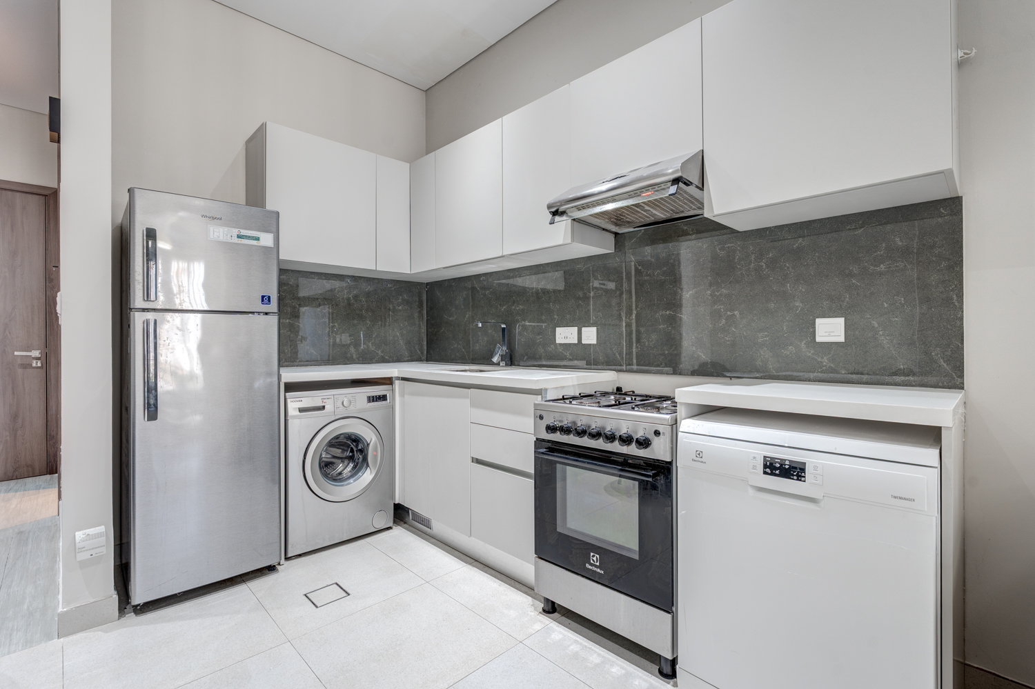 2 Bedrooms Apartment in Sol Avenue